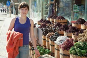 Woman at the market SMALL